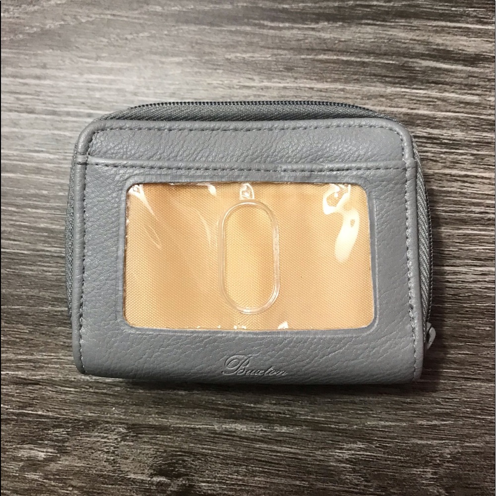 Multiple card wallet